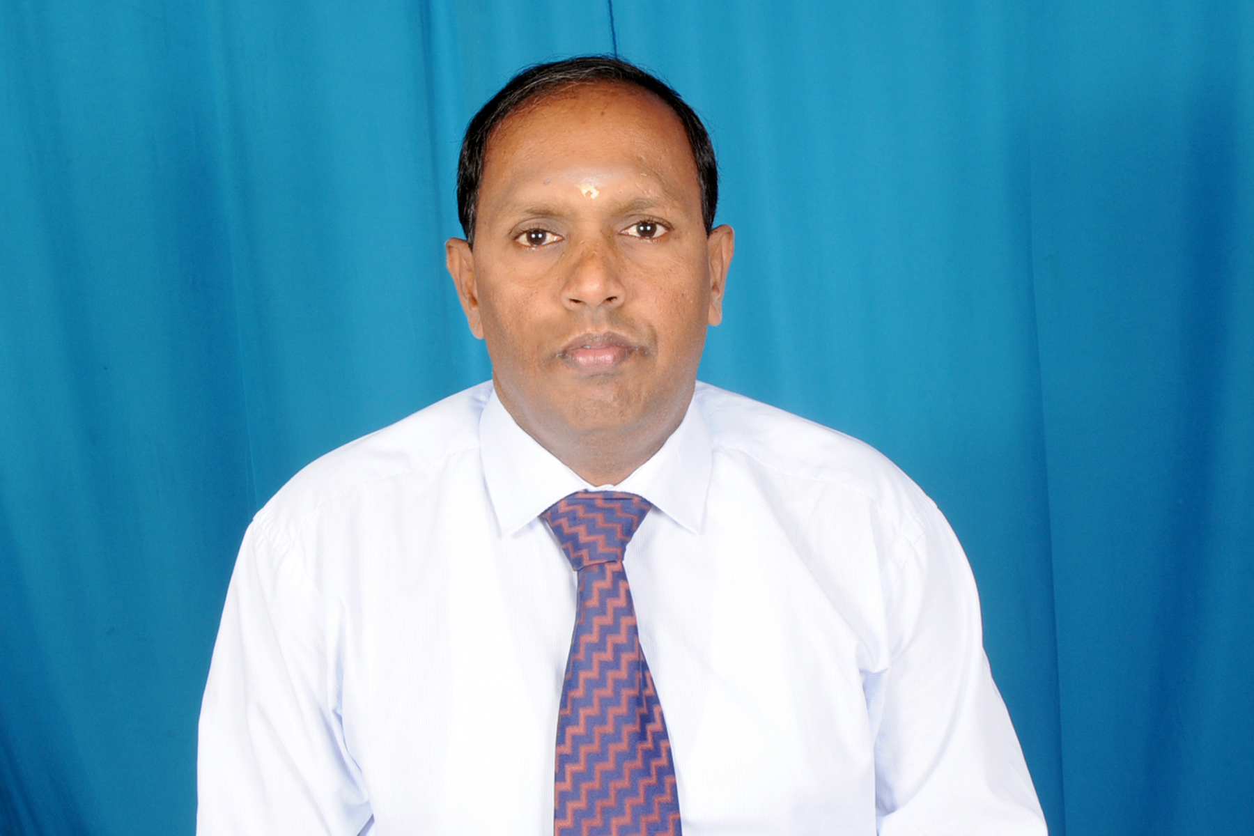 Mr.S.Balaputhiran : Senior Lecturer Gr I, , Head of Department